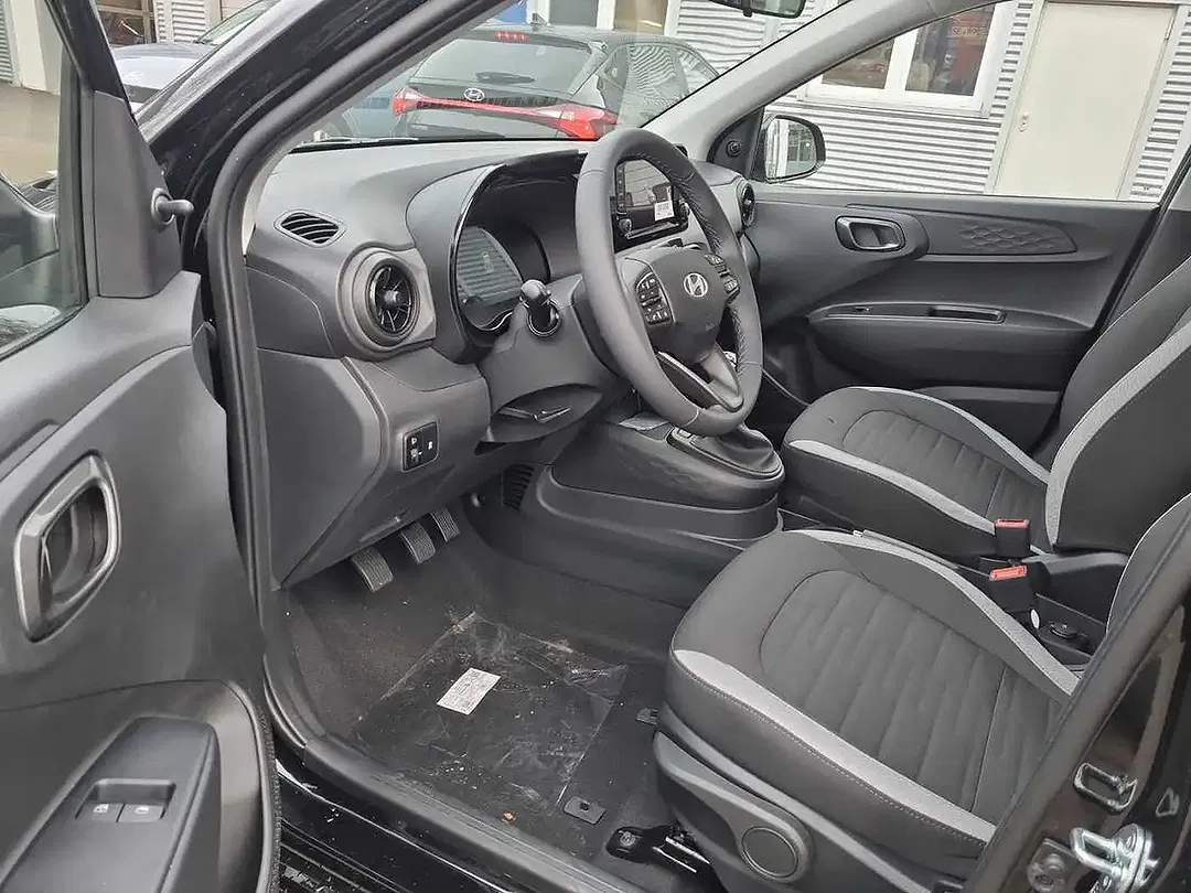 Hyundai i10 - Thumbnail 7