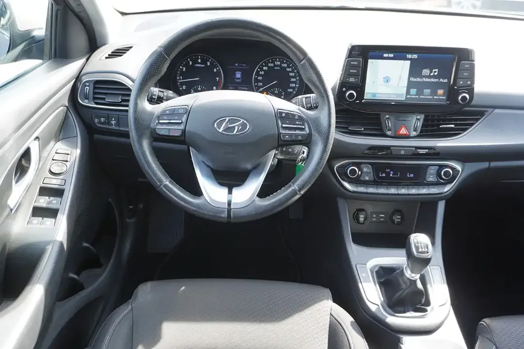 Hyundai i30 - Thumbnail 12