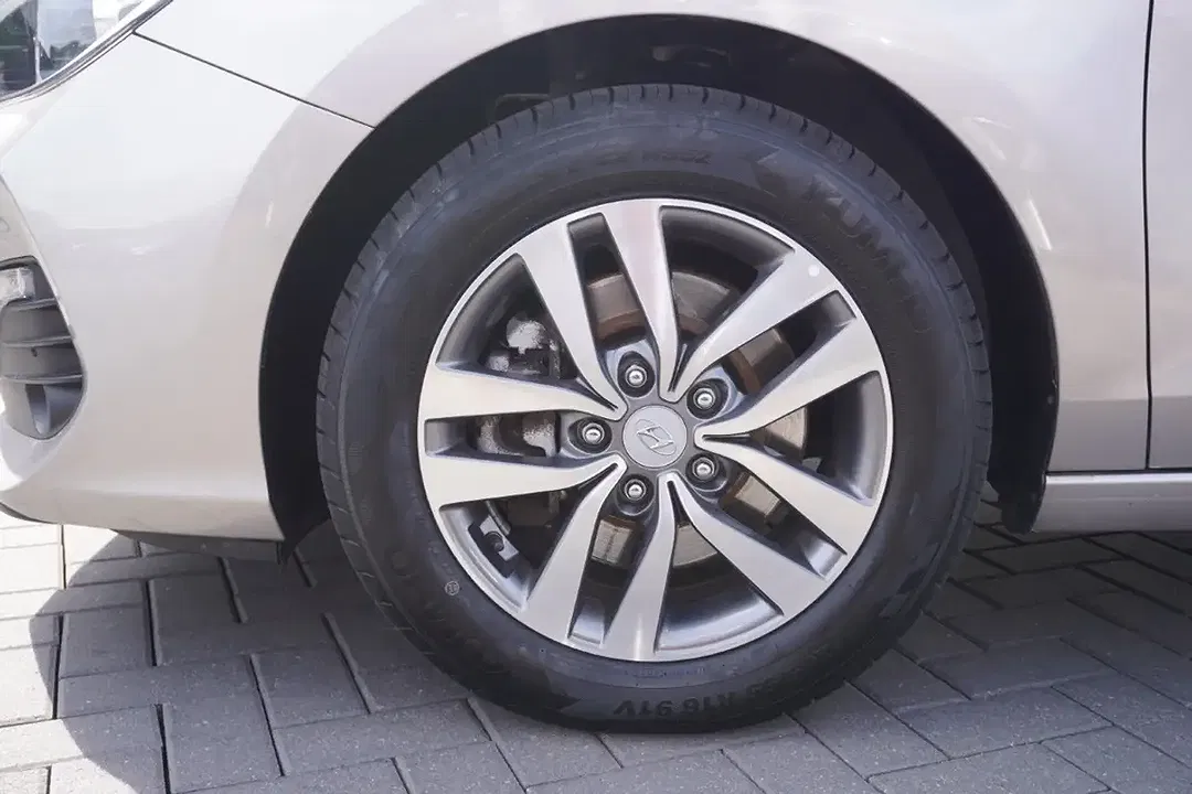 Hyundai i30 - Thumbnail 7