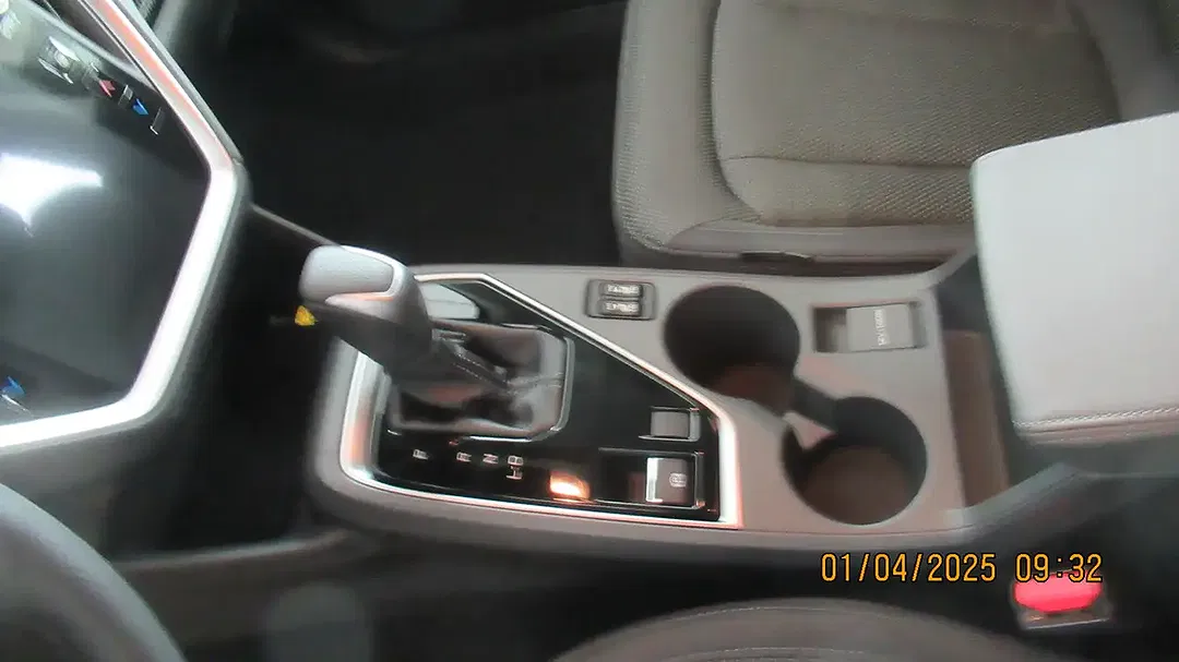 Subaru Crosstrek - Thumbnail 13