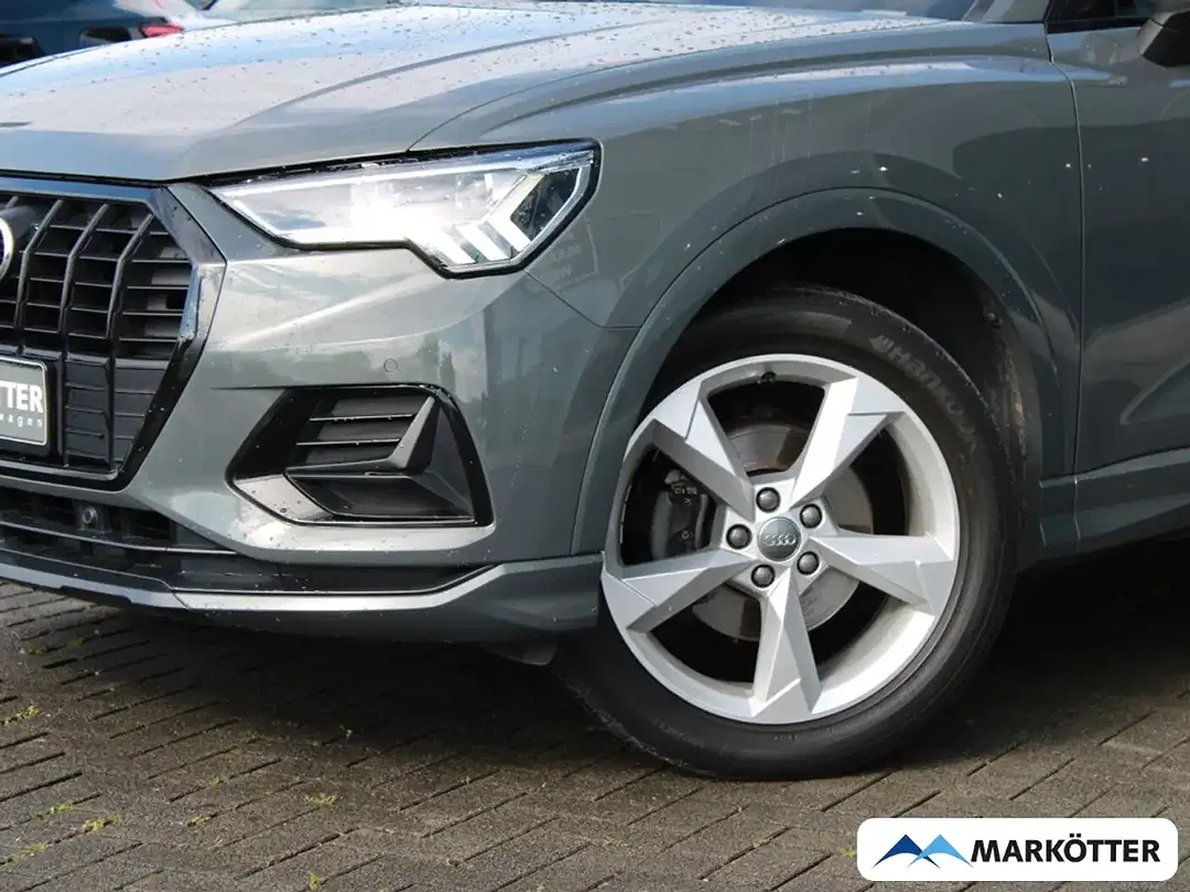 Audi Q3 - Thumbnail 2