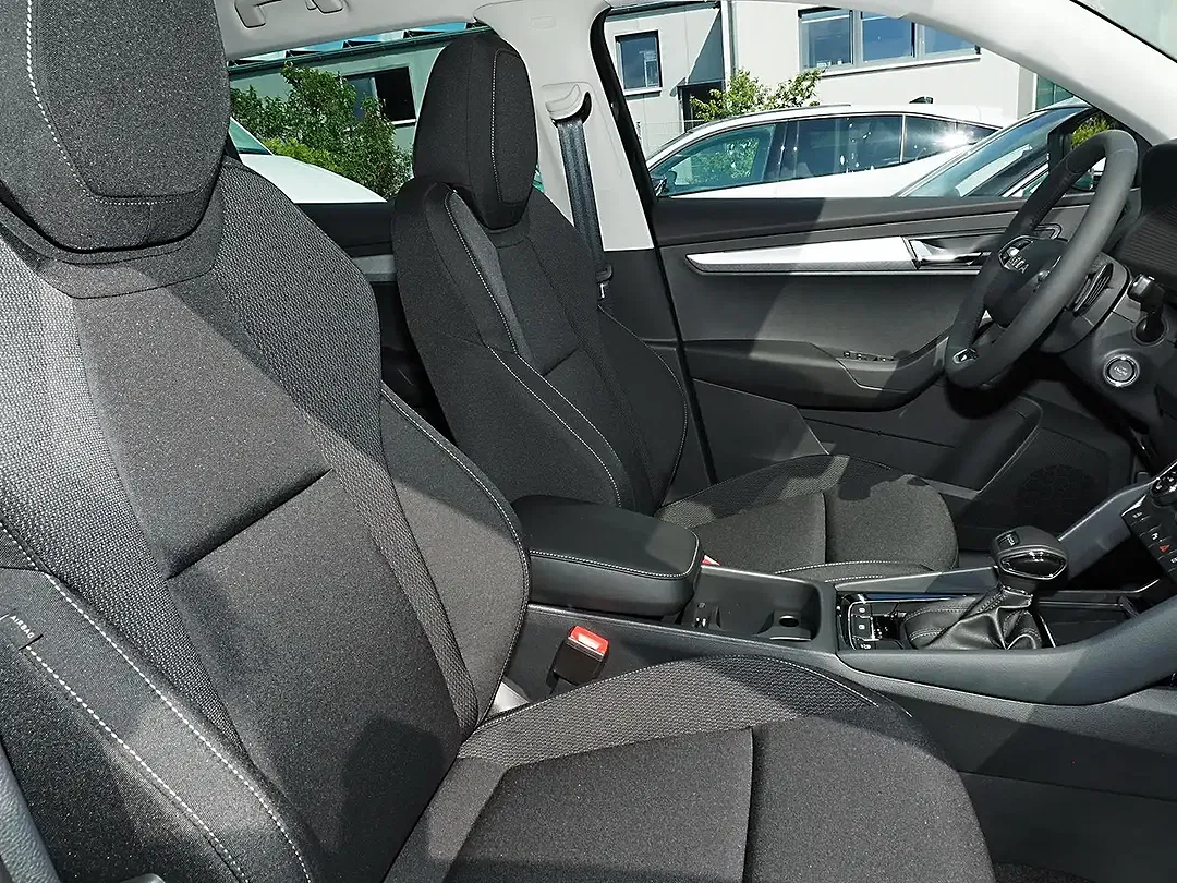 Skoda Karoq - Thumbnail 5
