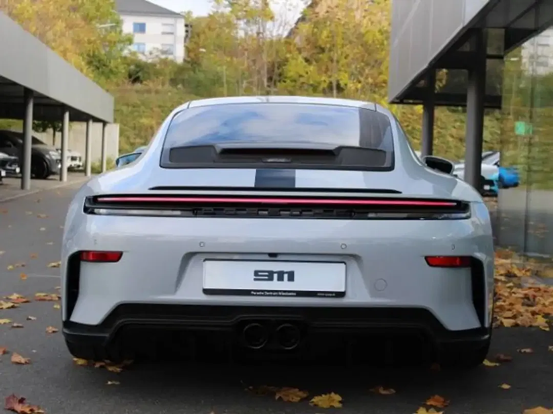 Porsche 992 - Thumbnail 11