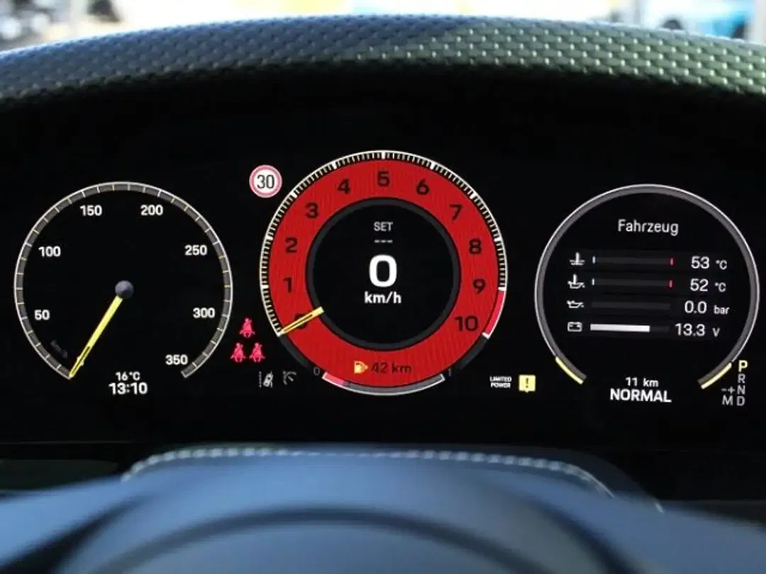 Porsche 992 - Thumbnail 15