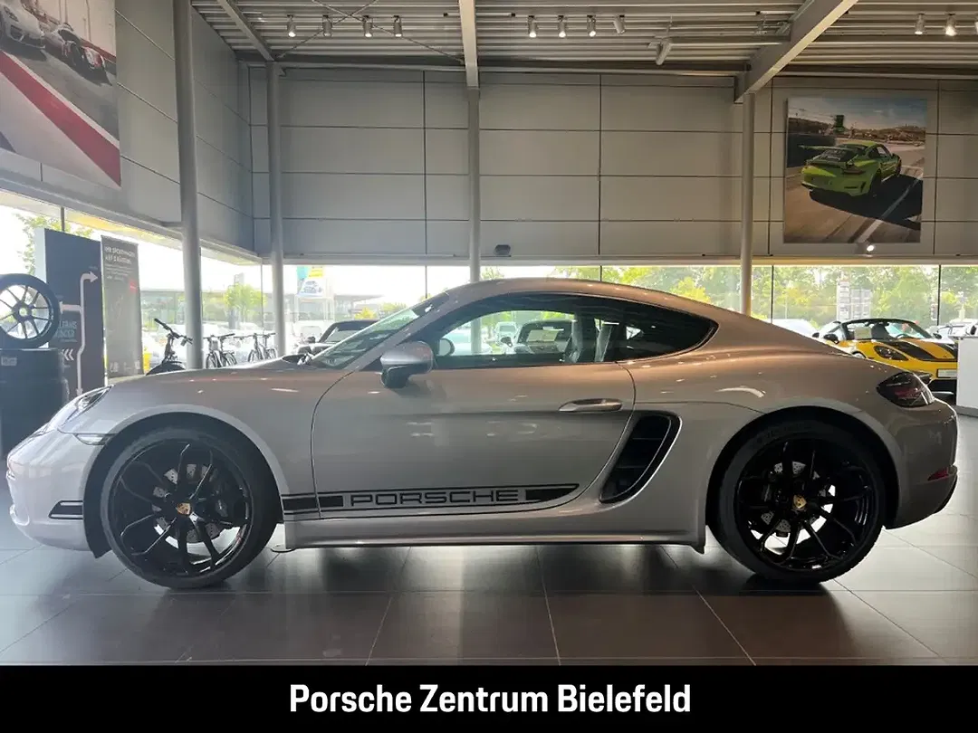 Porsche Cayman - Thumbnail 2