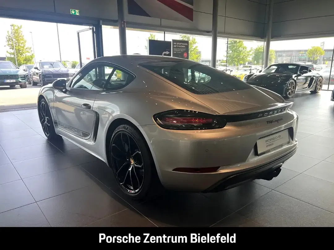 Porsche Cayman - Thumbnail 3