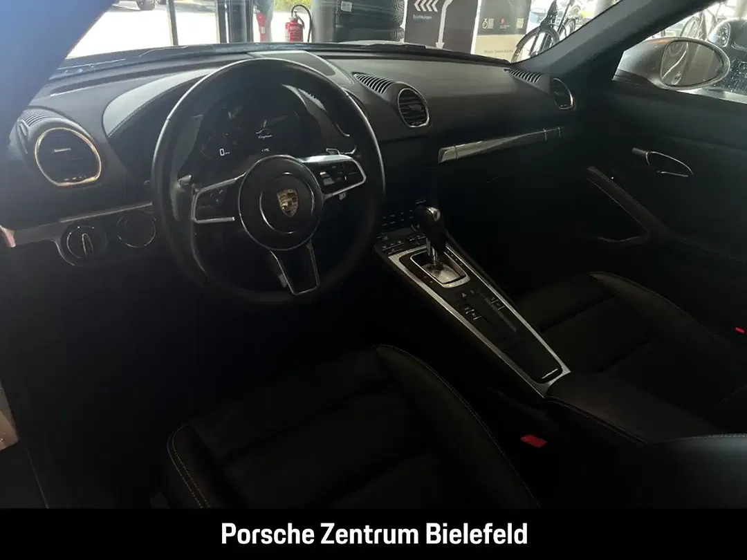 Porsche Cayman - Thumbnail 9