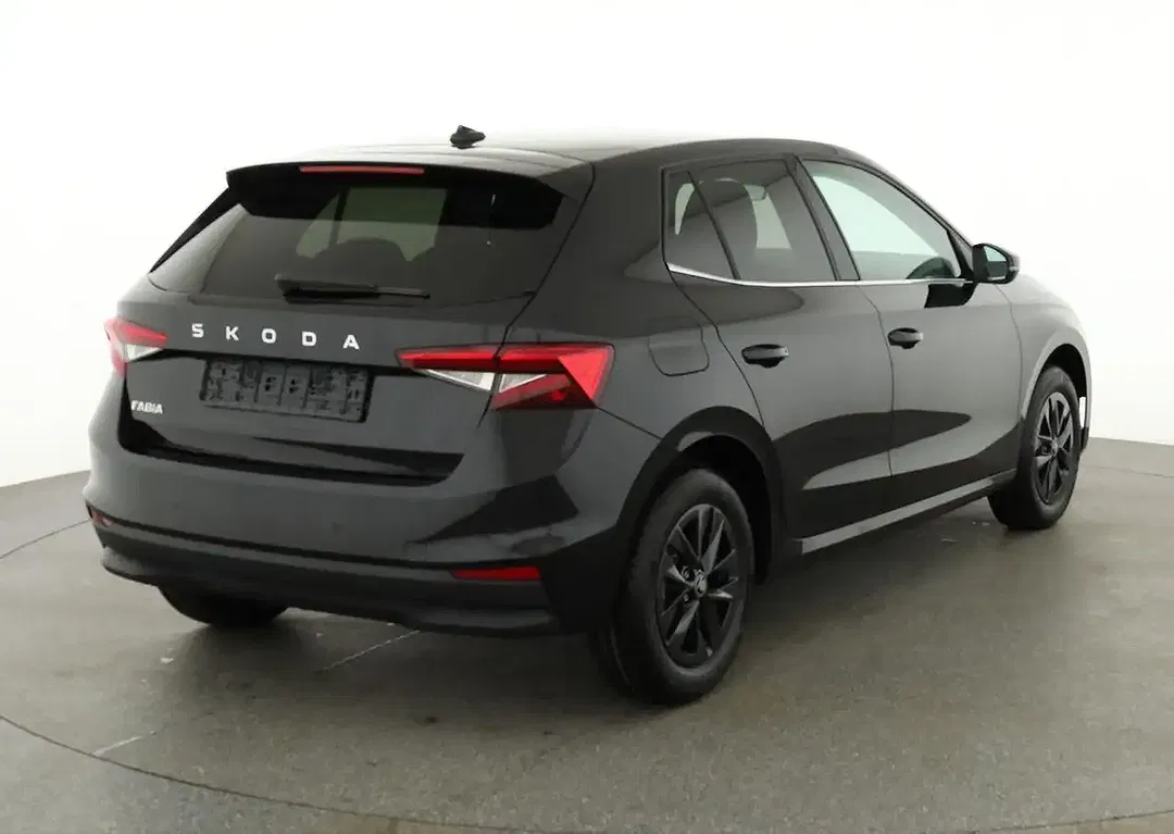 Skoda Fabia - Thumbnail 3