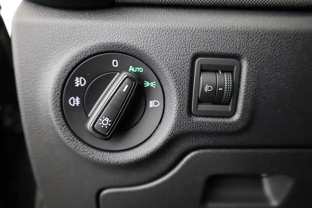 Skoda Fabia - Thumbnail 8