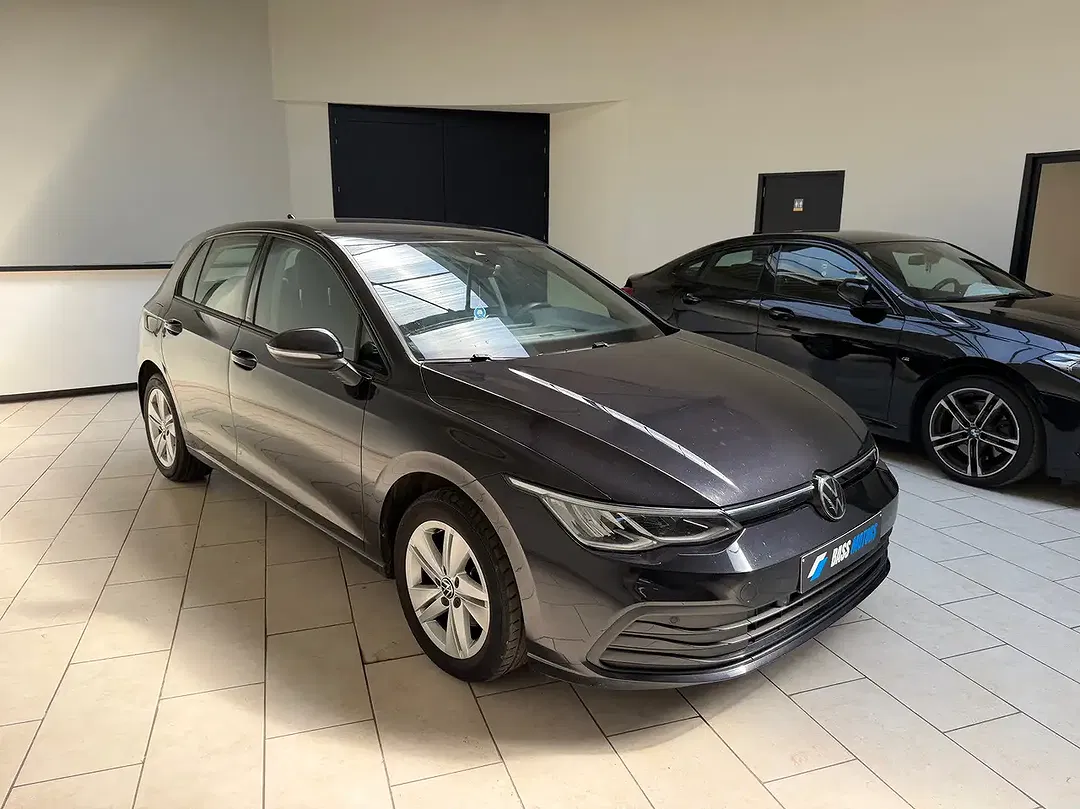 Volkswagen Golf - Thumbnail 2