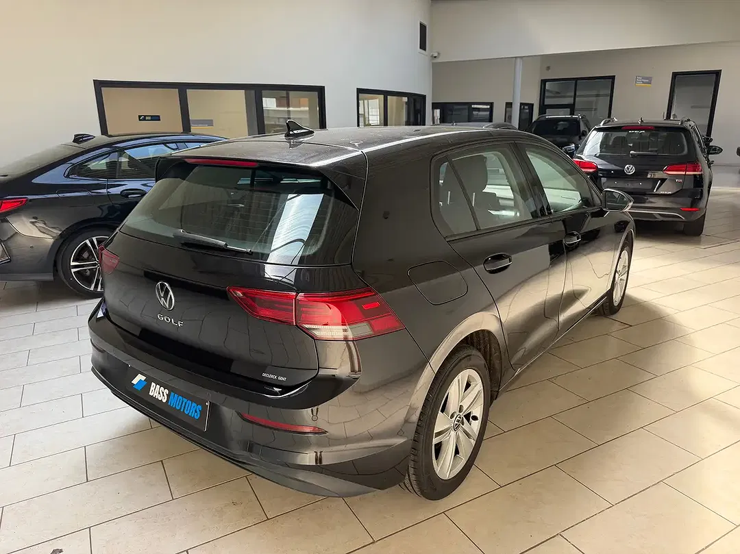 Volkswagen Golf - Thumbnail 3