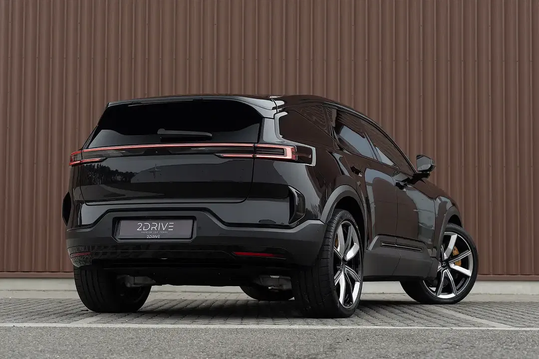 Polestar 3 - Thumbnail 3