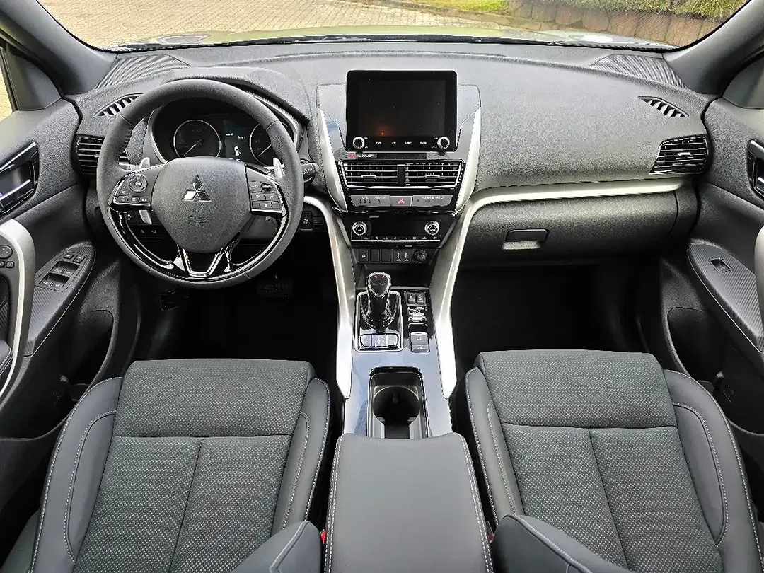 Mitsubishi Eclipse Cross - Thumbnail 12