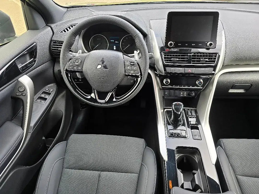 Mitsubishi Eclipse Cross - Thumbnail 13