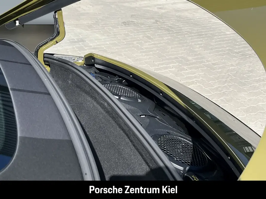 Porsche 992 - Thumbnail 15