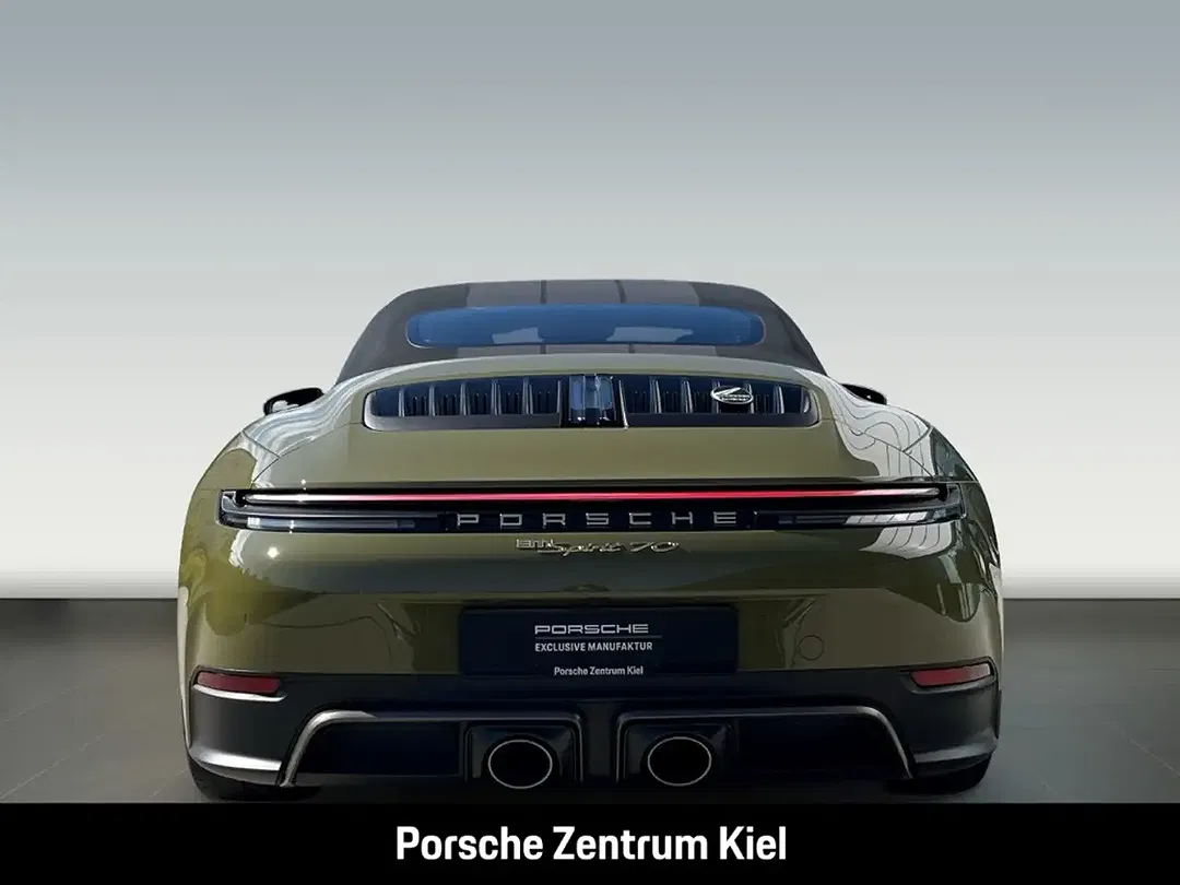 Porsche 992 - Thumbnail 5