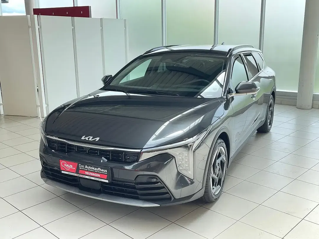 Kia K4 - Thumbnail 2