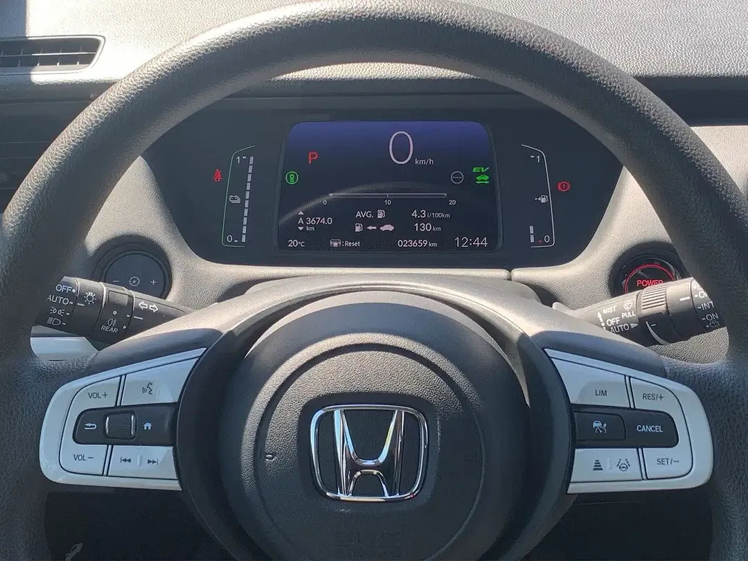 Honda Jazz - Thumbnail 11