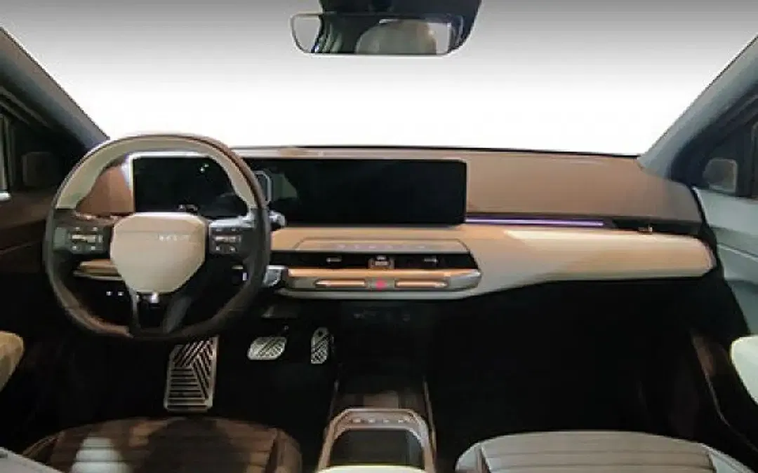 Kia EV4 - Thumbnail 6