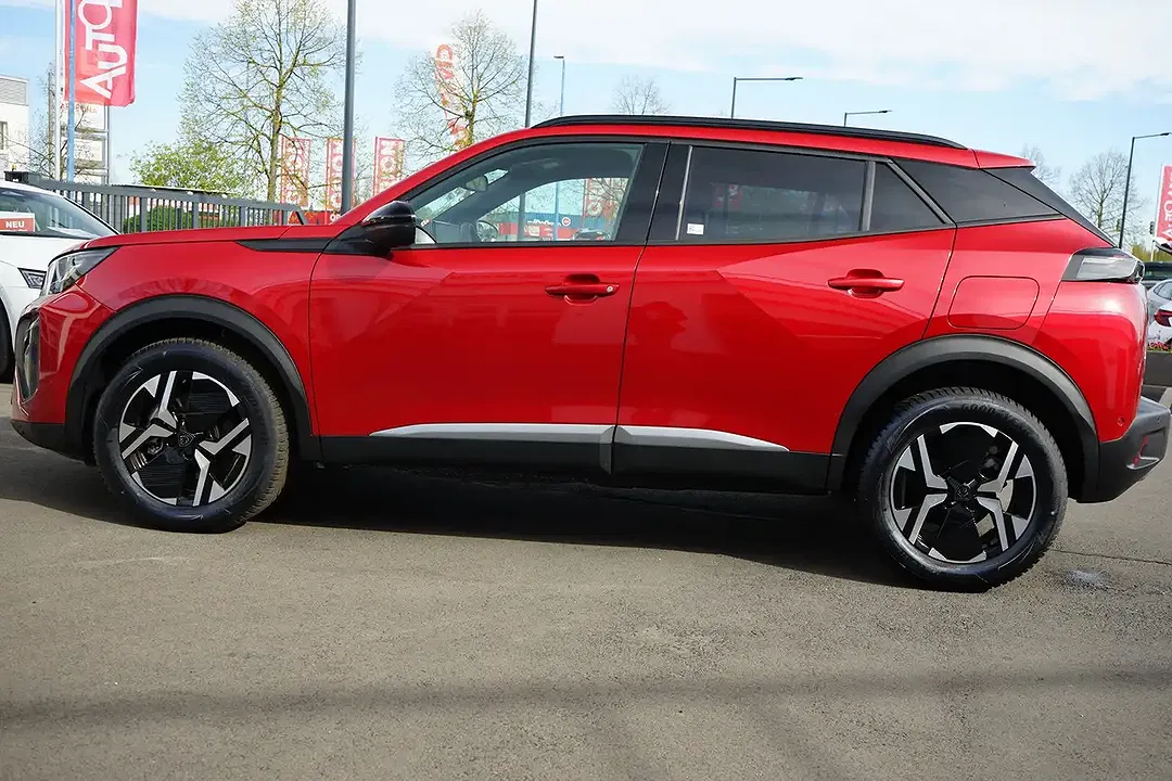 Peugeot 2008 - Thumbnail 3