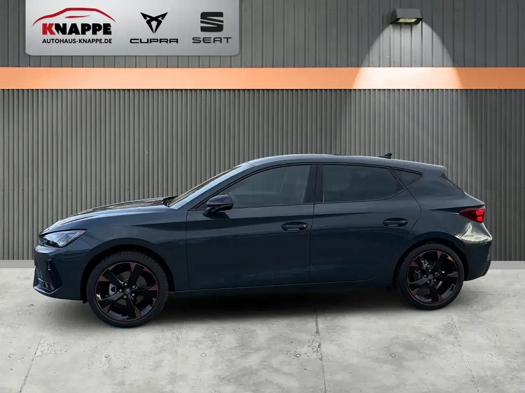 CUPRA Leon - Thumbnail 2