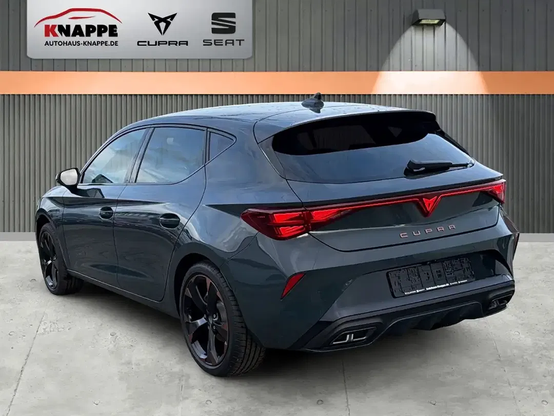 CUPRA Leon - Thumbnail 3