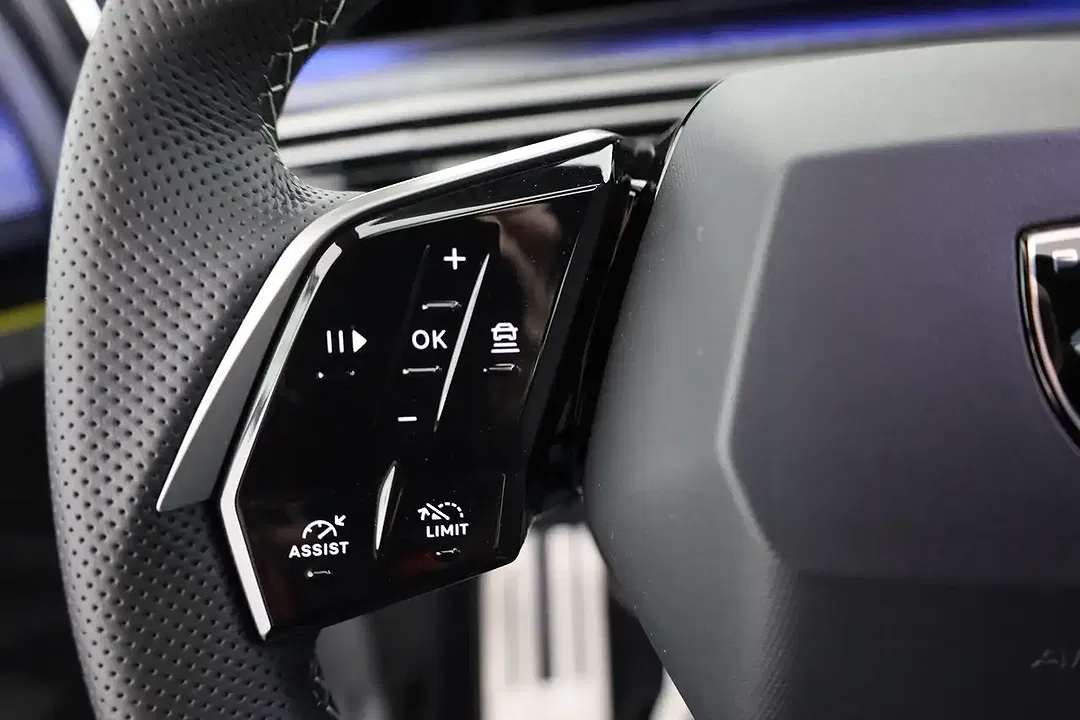 Peugeot 3008 - Thumbnail 13