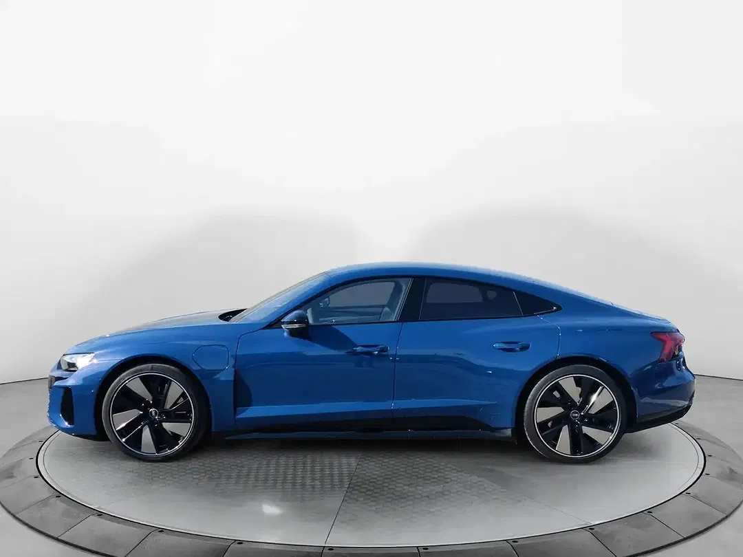 Audi RS e-tron GT - Thumbnail 2