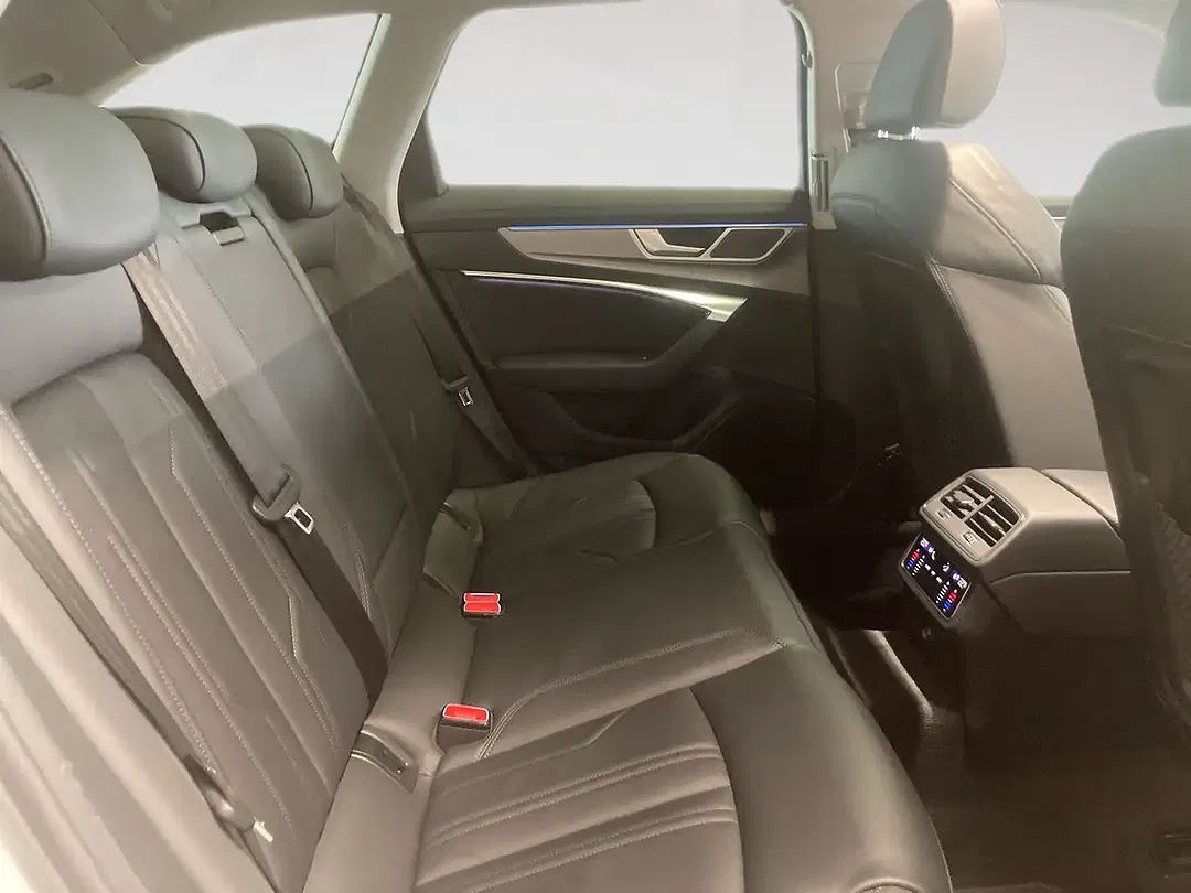 Audi A6 - Thumbnail 9
