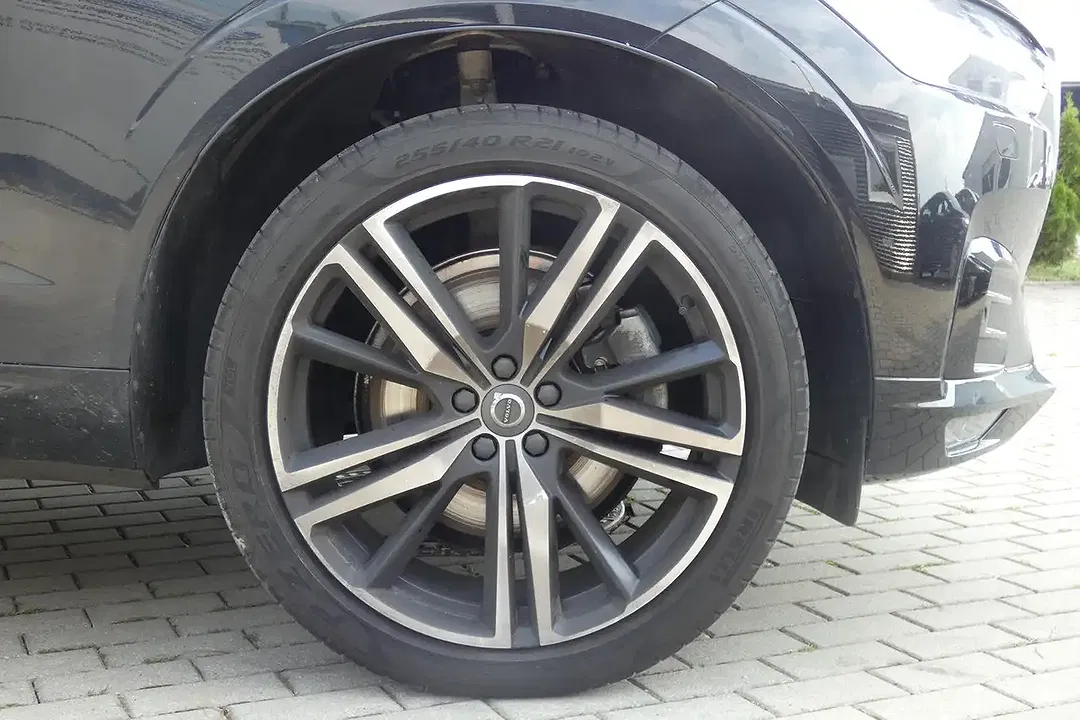 Volvo XC60 - Thumbnail 9