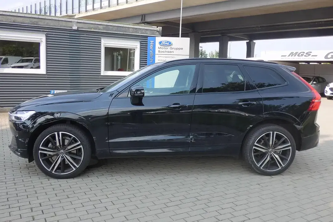 Volvo XC60 - Thumbnail 2