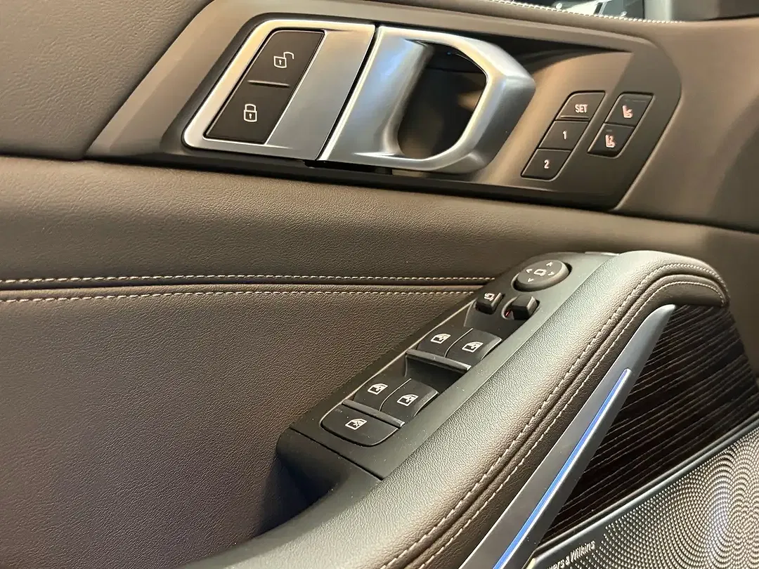 BMW X5 - Thumbnail 11