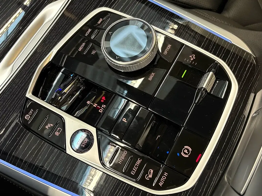 BMW X5 - Thumbnail 14