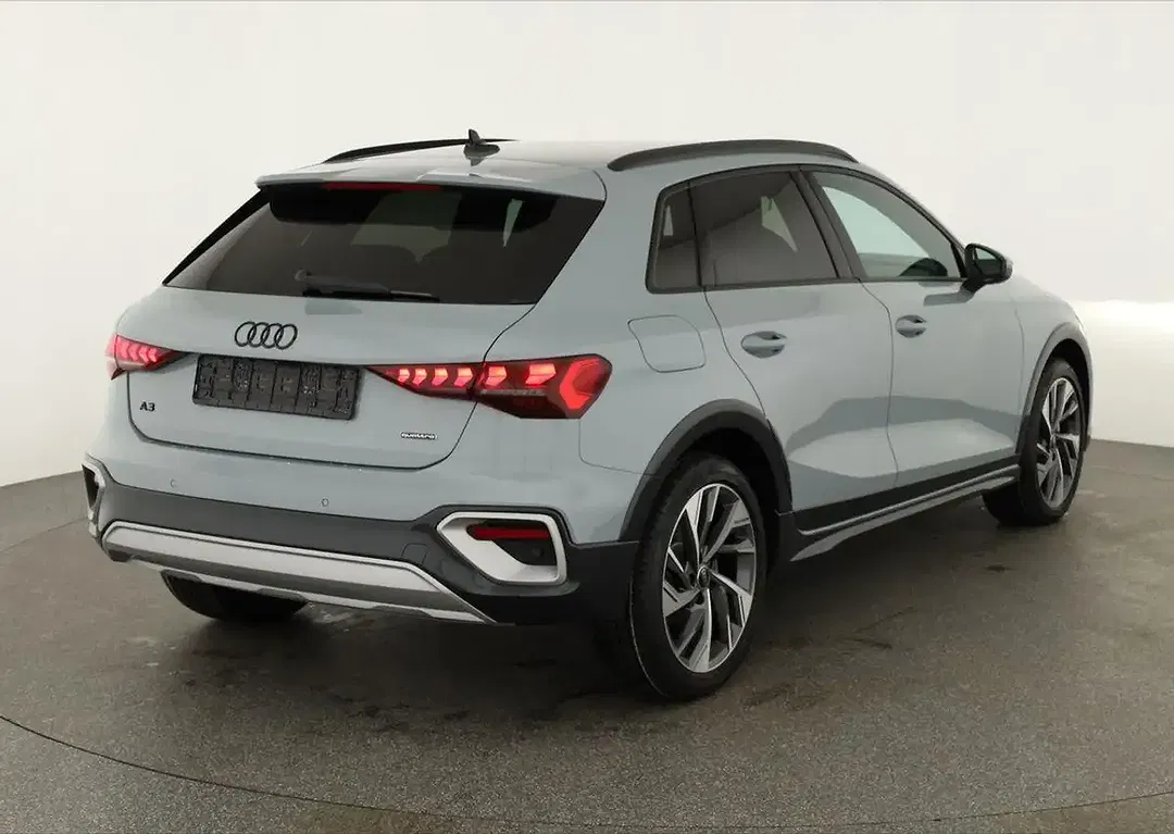 Audi A3 - Thumbnail 2