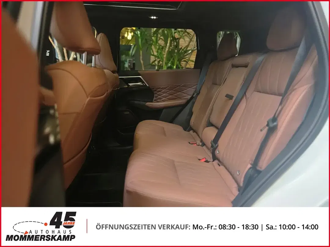 Mitsubishi Outlander - Thumbnail 6