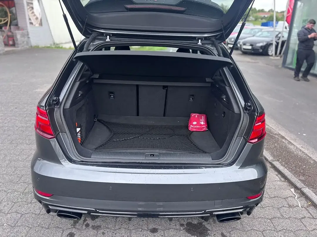 Audi RS3 - Thumbnail 10