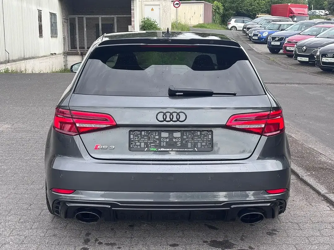 Audi RS3 - Thumbnail 9