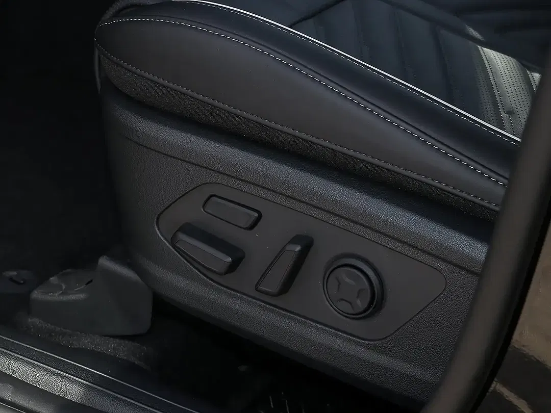Kia Sorento - Thumbnail 15