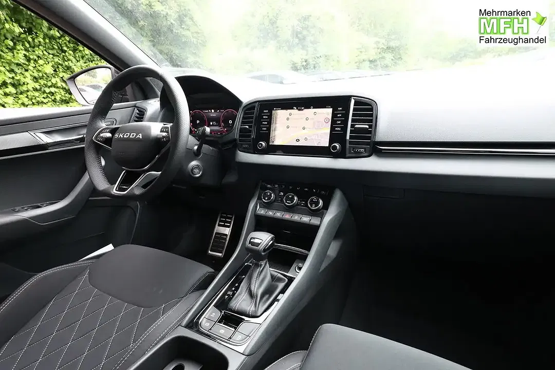 Skoda Karoq - Thumbnail 8