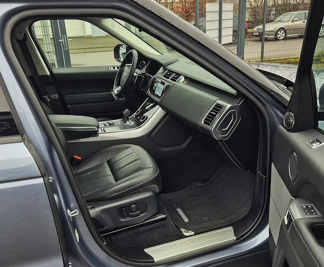 Land Rover Range Rover Sport - Thumbnail 12