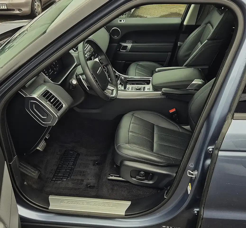 Land Rover Range Rover Sport - Thumbnail 6