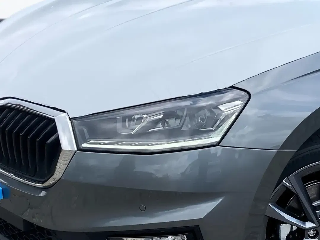 Skoda Fabia - Thumbnail 5