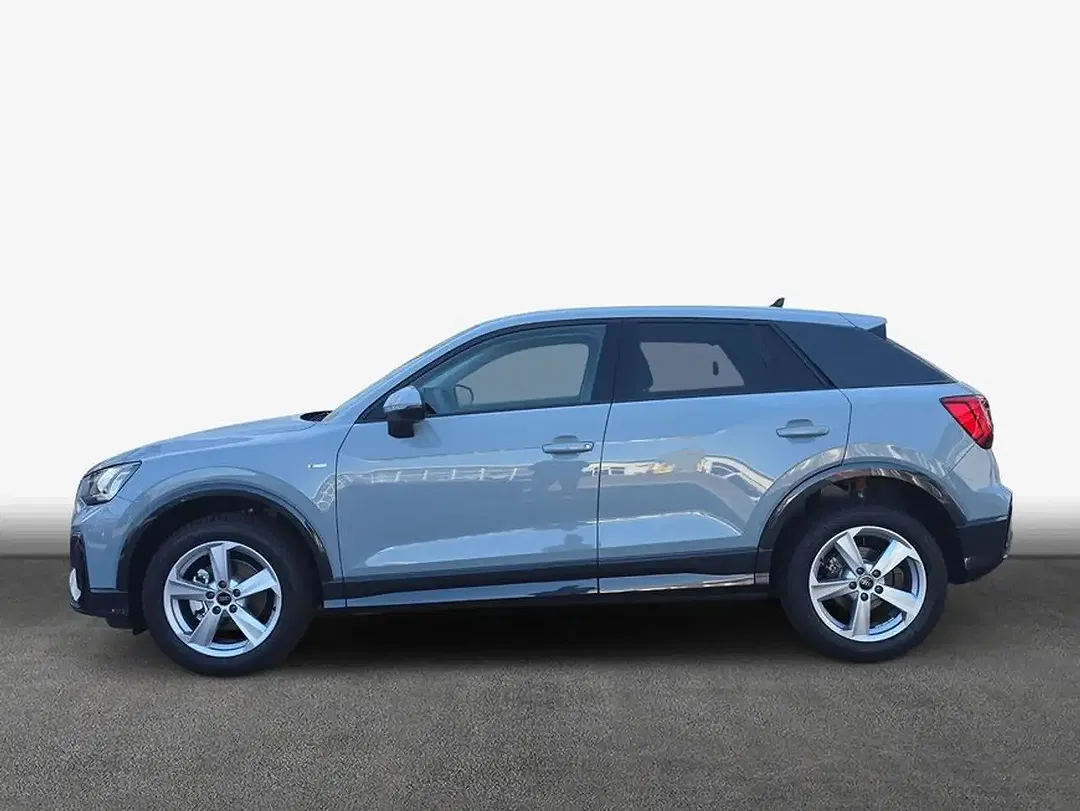 Audi Q2 - Thumbnail 4