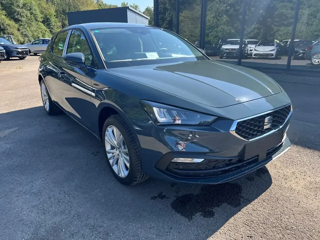 SEAT Leon - Thumbnail 2