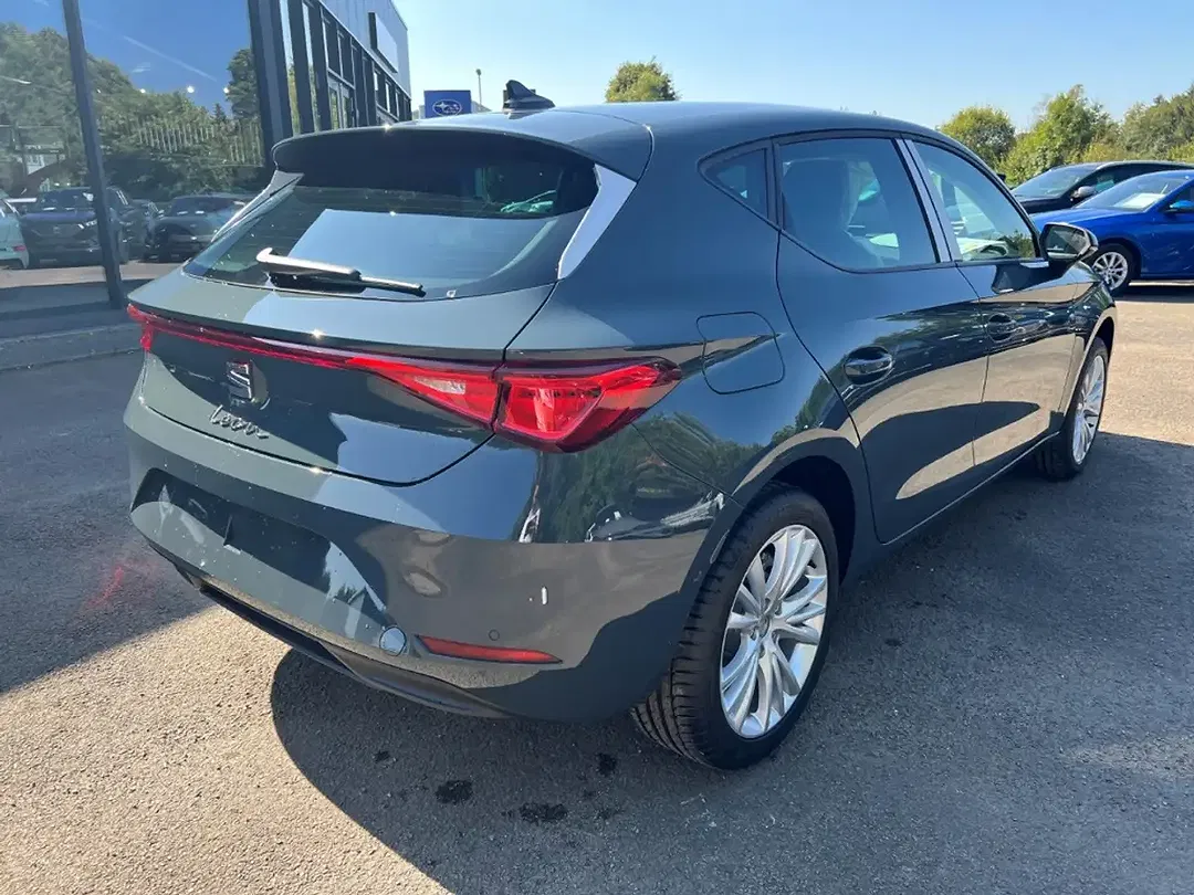 SEAT Leon - Thumbnail 3