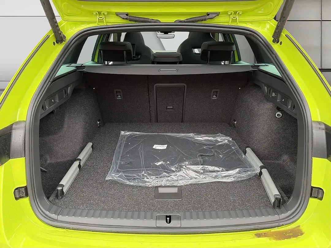 Skoda Octavia - Thumbnail 9