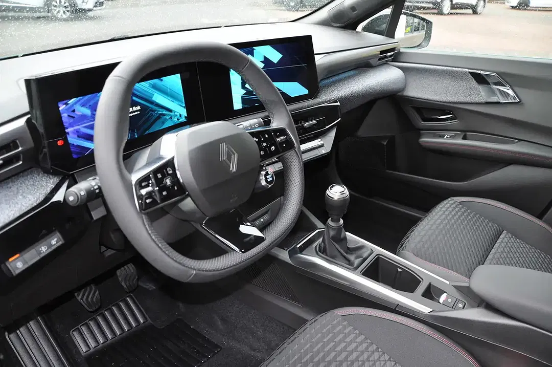 Renault Clio - Thumbnail 10