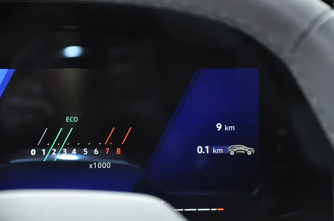 Renault Clio - Thumbnail 15