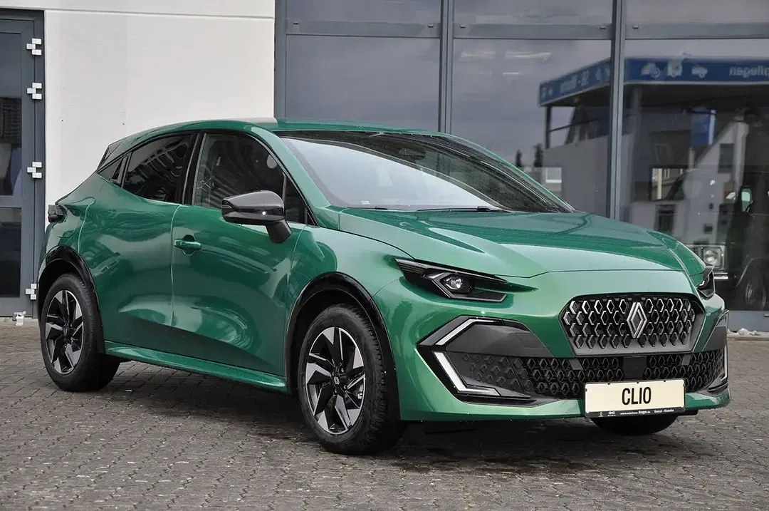 Renault Clio - Thumbnail 4