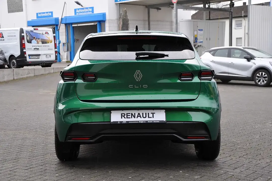 Renault Clio - Thumbnail 7